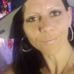 Meet your Posher, Michele